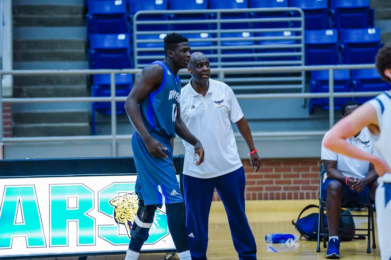 Basketzoom, image size:1334x888